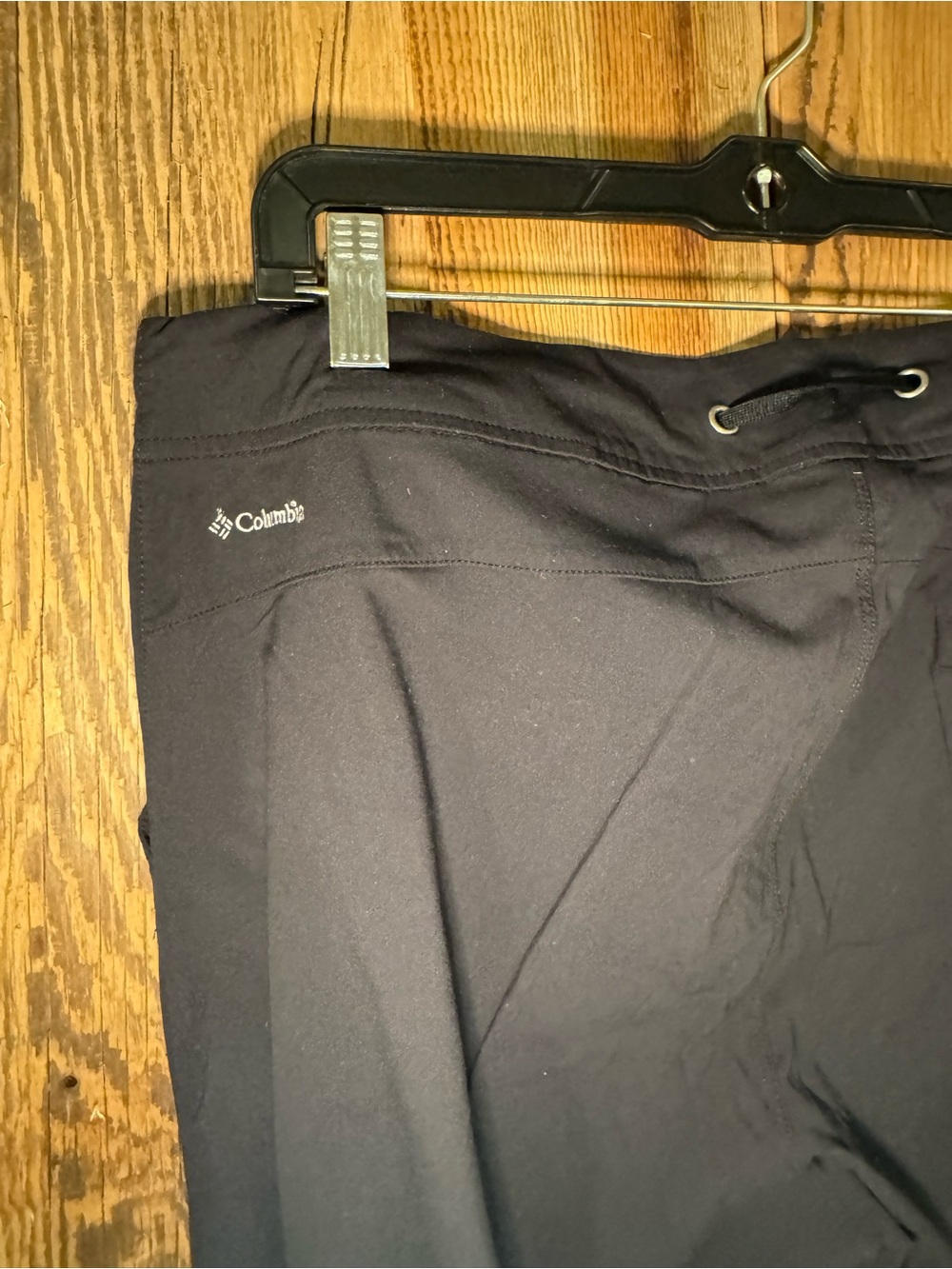 Columbia Black Women's Drawstring Hiking Pants - Picture 7 of 9